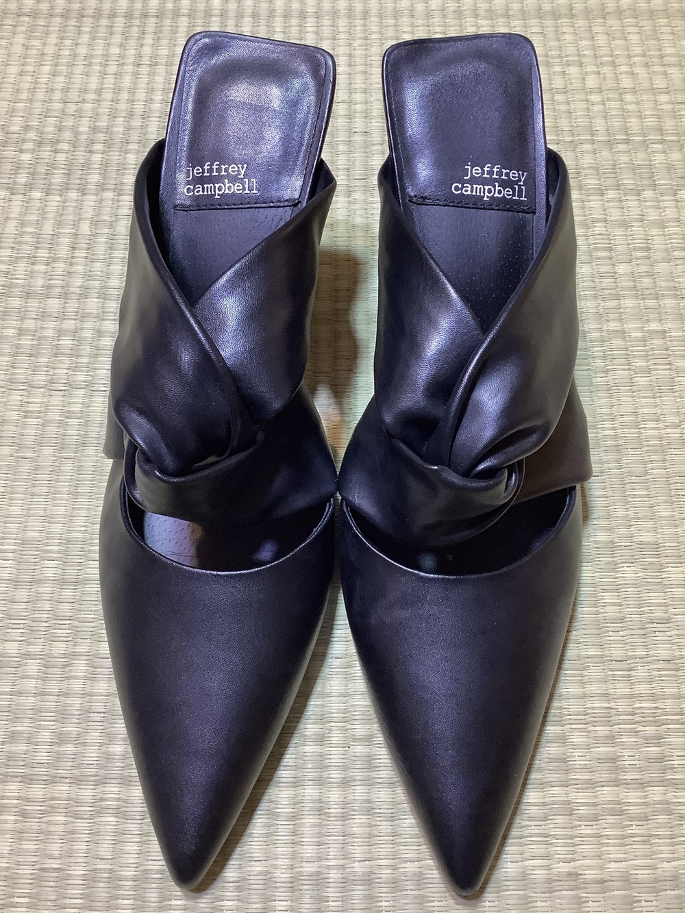 Jeffrey Campbell Quinbie Black Twisted-Strap Pointed Mules Size 8